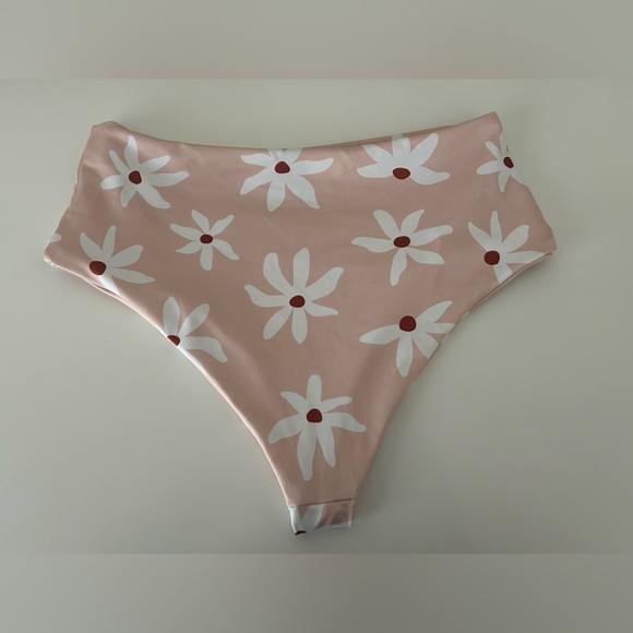 Imagine Perry Swim Bottom - Picture 2 of 4